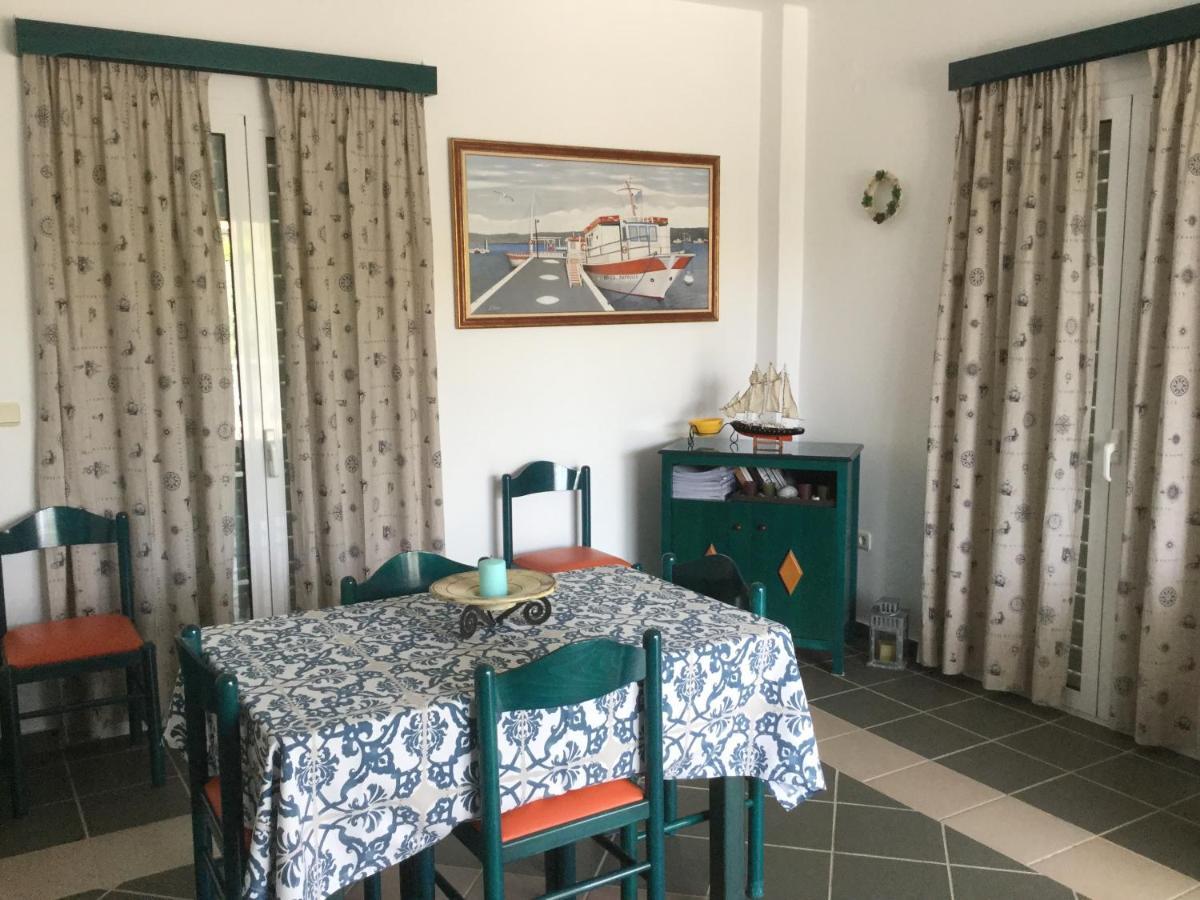 Papoulias Rooms Elafonissos Eksteriør billede